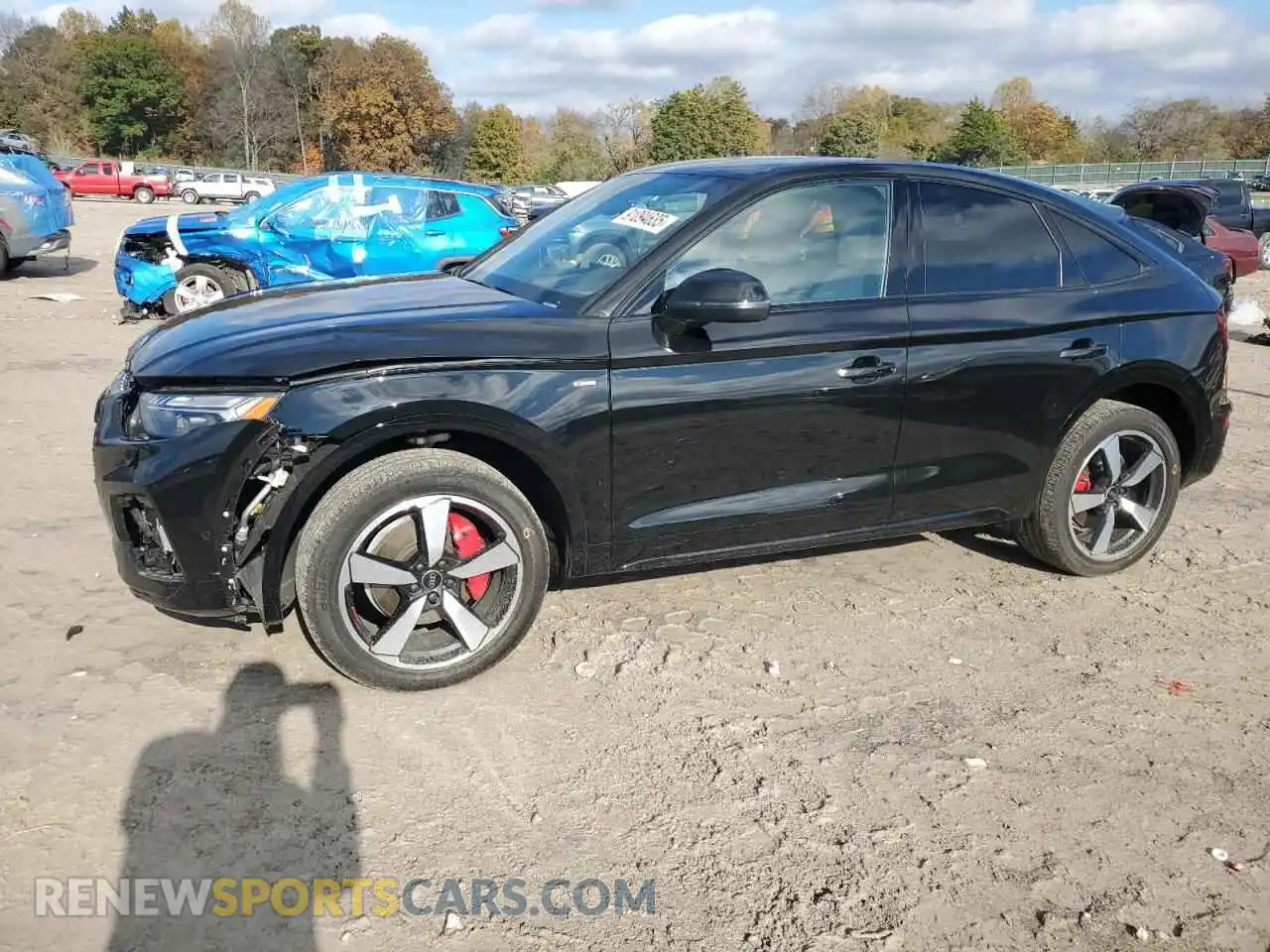 1 Photograph of a damaged car WA16AAFY1R2047317 AUDI Q5 2024
