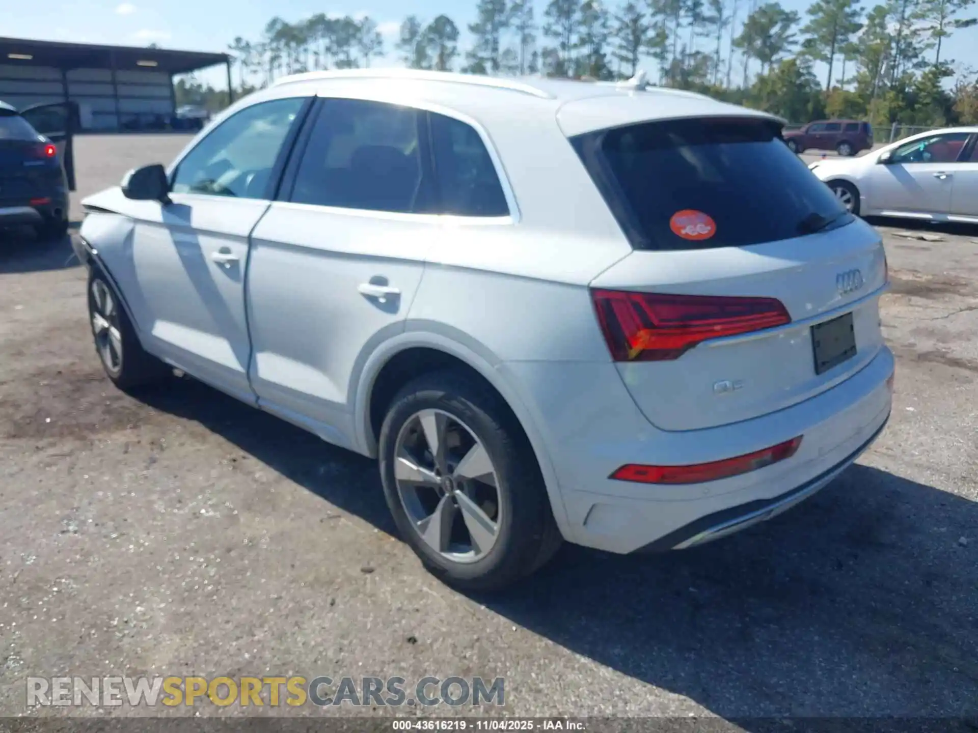 3 Photograph of a damaged car WA1ABAFY5R2090291 AUDI Q5 2024