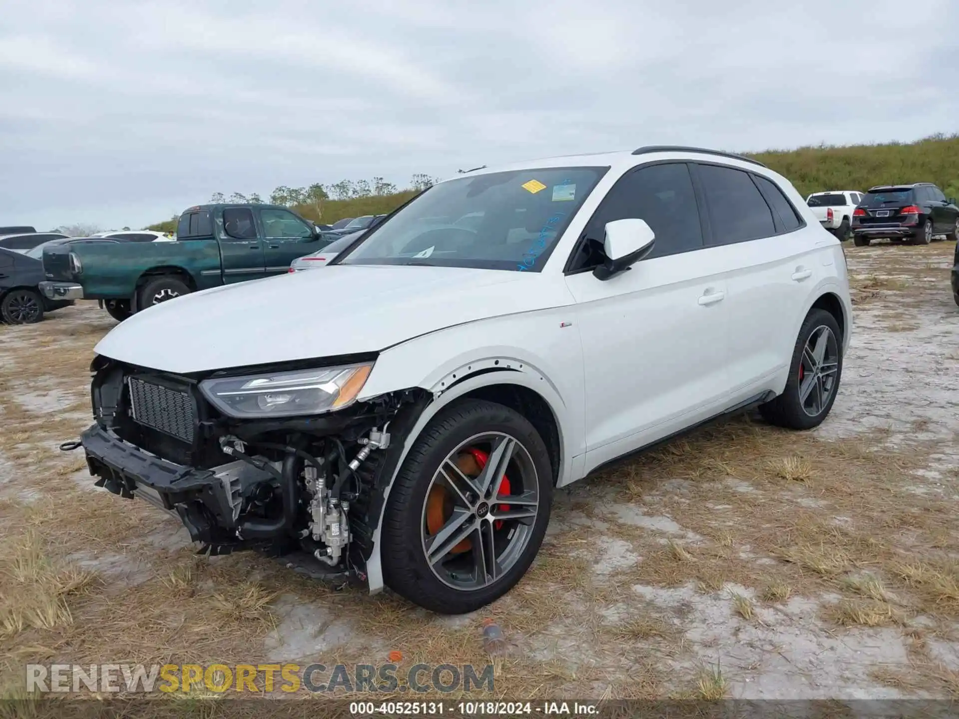 2 Photograph of a damaged car WA1E2AFY0R2005892 AUDI Q5 2024