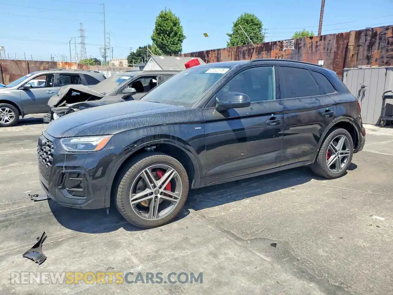 1 Photograph of a damaged car WA1E2AFY1R2066720 AUDI Q5 2024