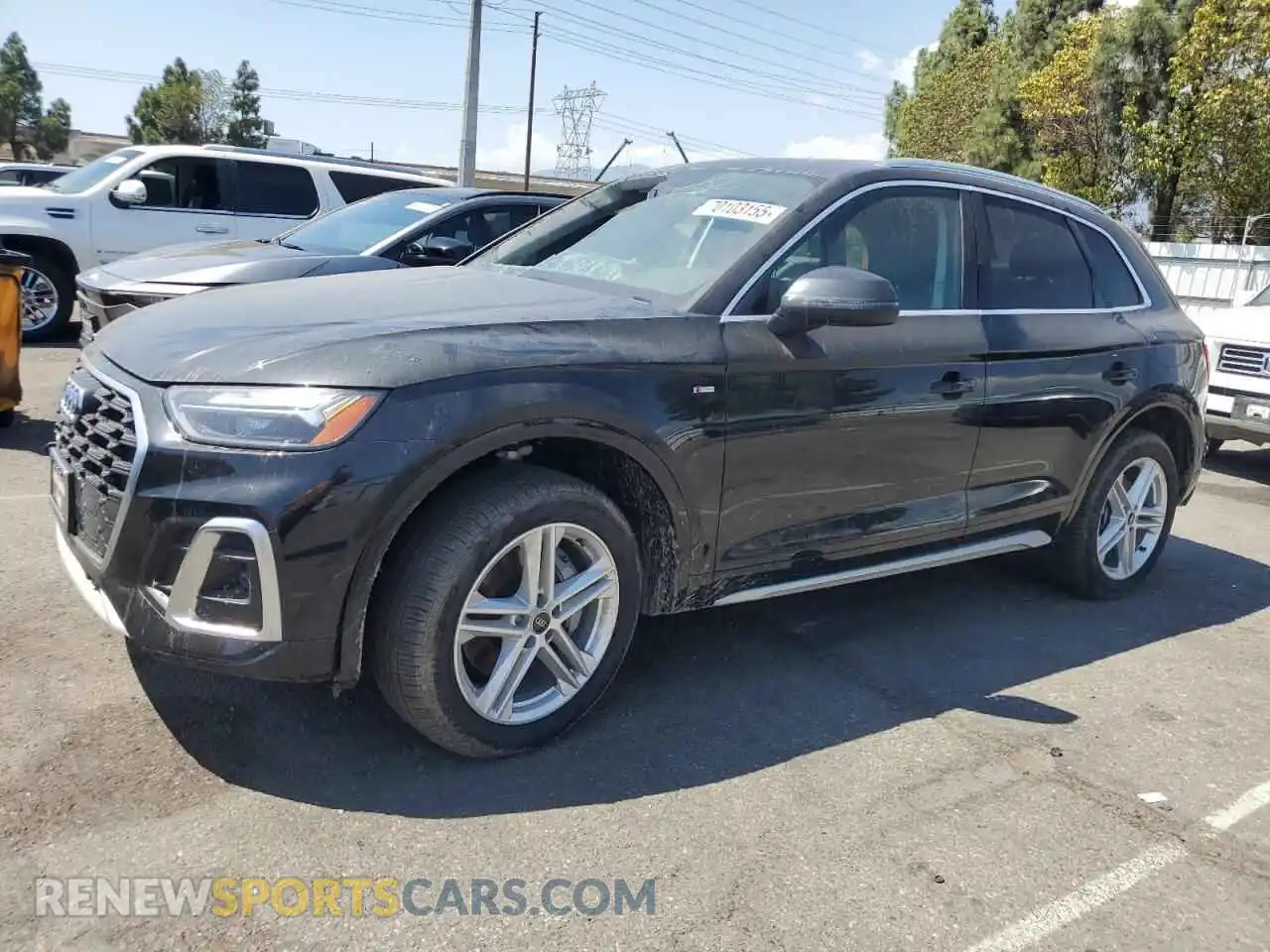 1 Photograph of a damaged car WA1E2AFY1R2111932 AUDI Q5 2024