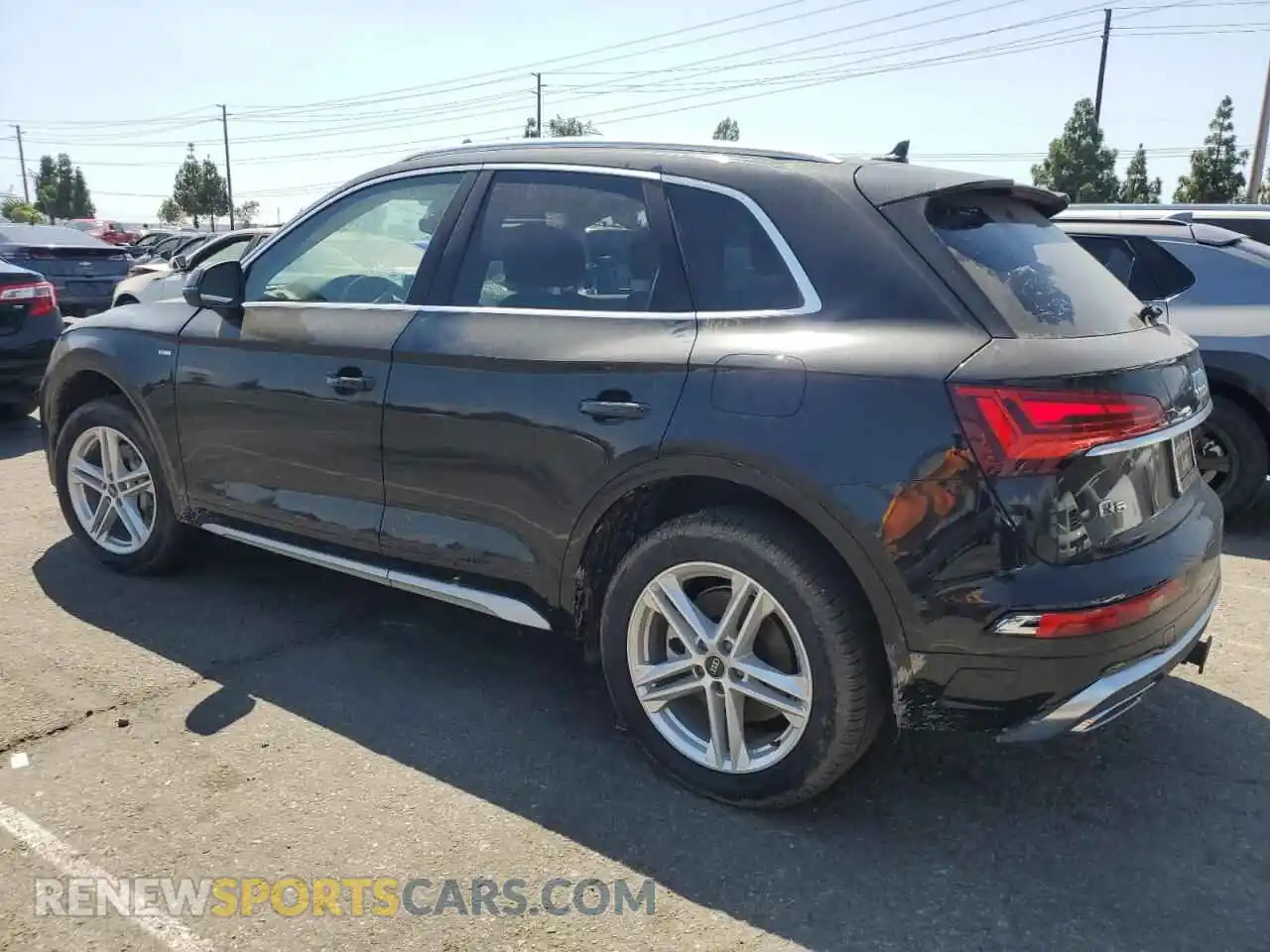 2 Photograph of a damaged car WA1E2AFY1R2111932 AUDI Q5 2024
