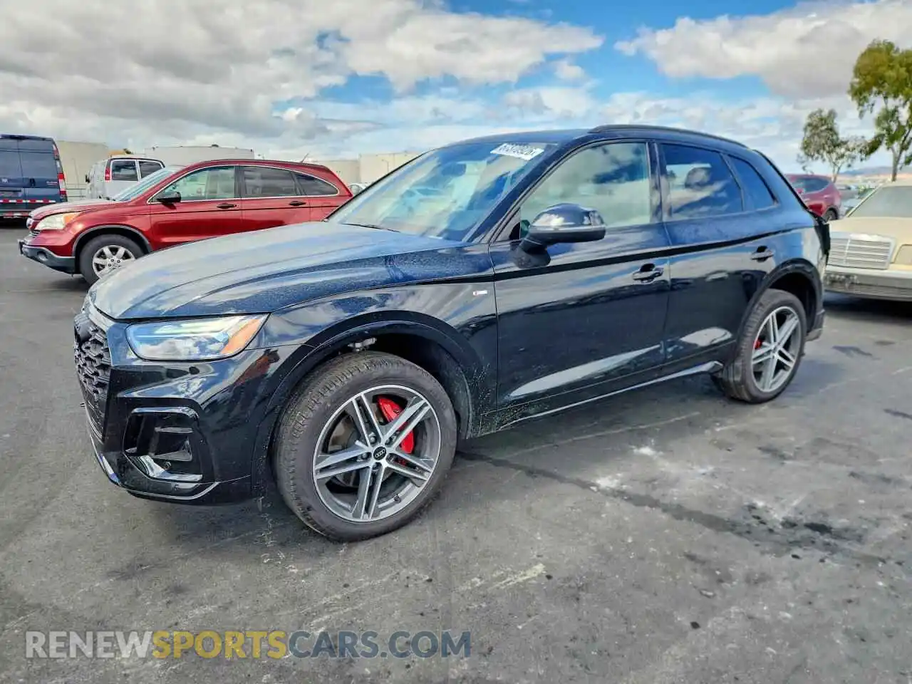1 Photograph of a damaged car WA1E2AFY2R2107680 AUDI Q5 2024