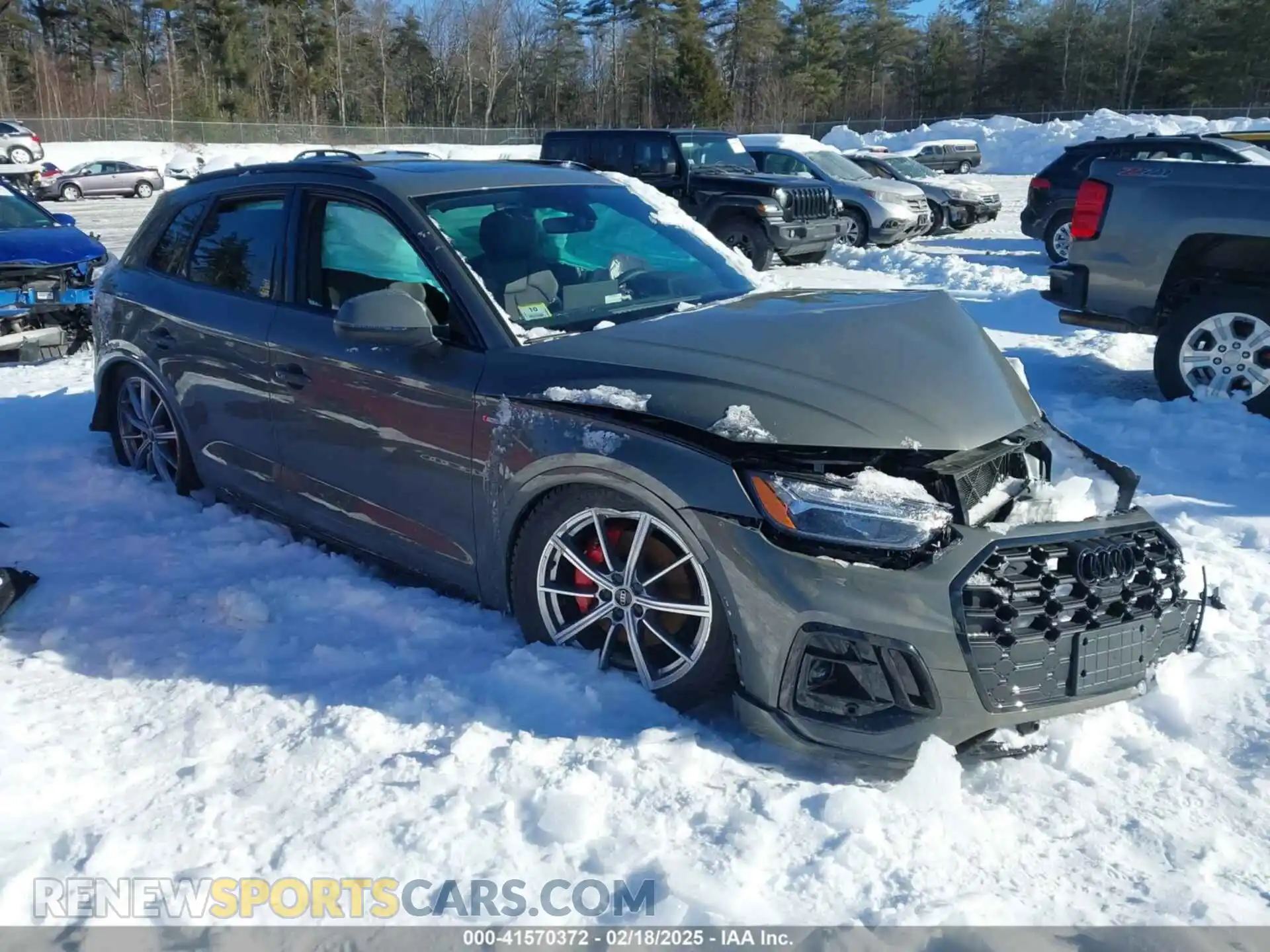 1 Photograph of a damaged car WA1E2AFY5R2138471 AUDI Q5 2024