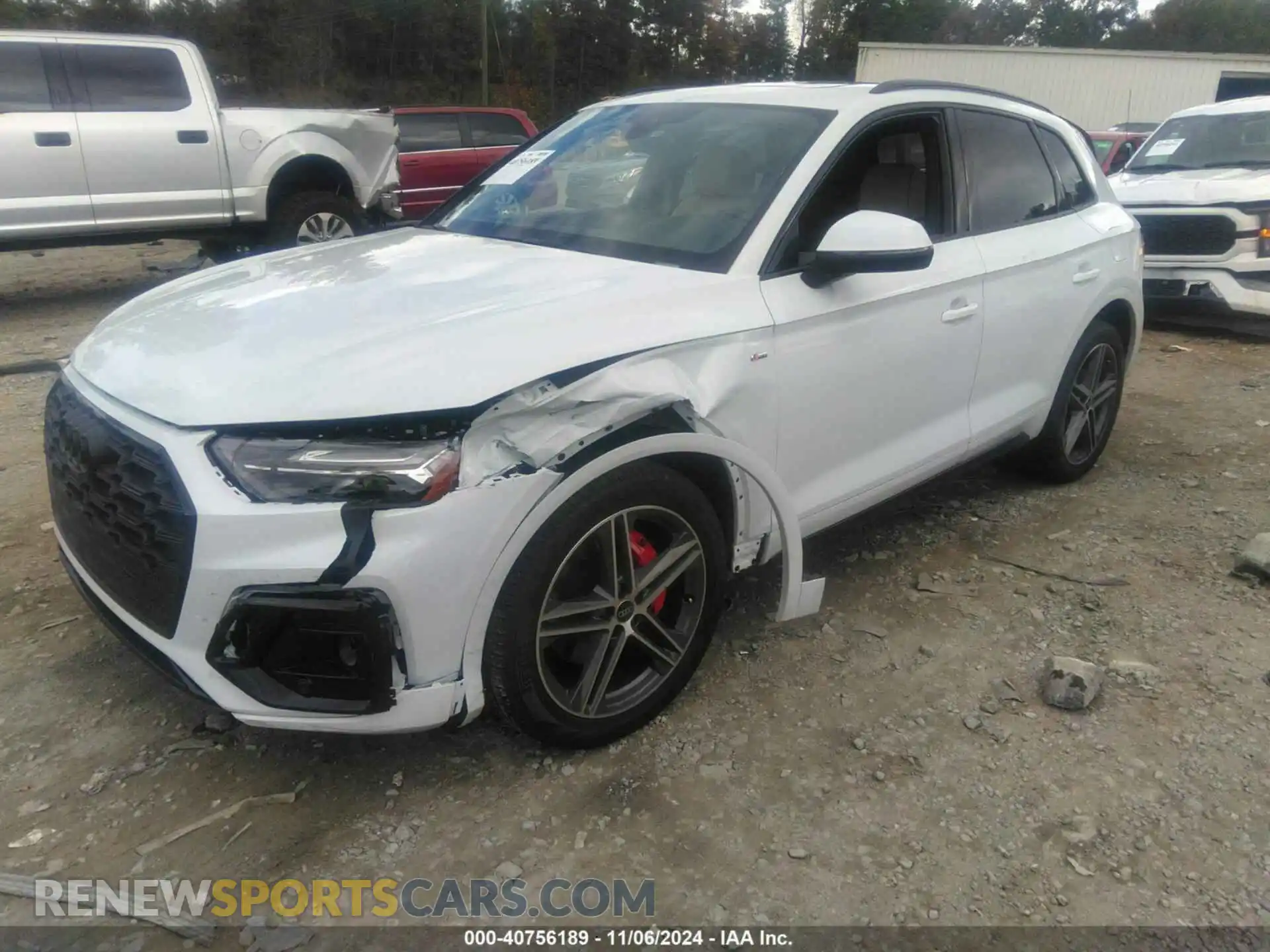 2 Photograph of a damaged car WA1E2AFY7R2015710 AUDI Q5 2024