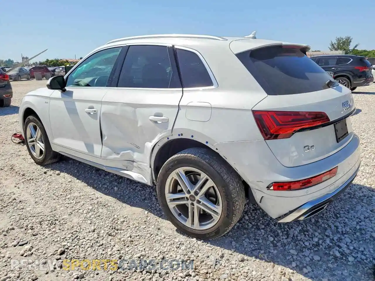 2 fotografías del automóvil dañado WA1E2AFY8R2150176 AUDI Q5 2024