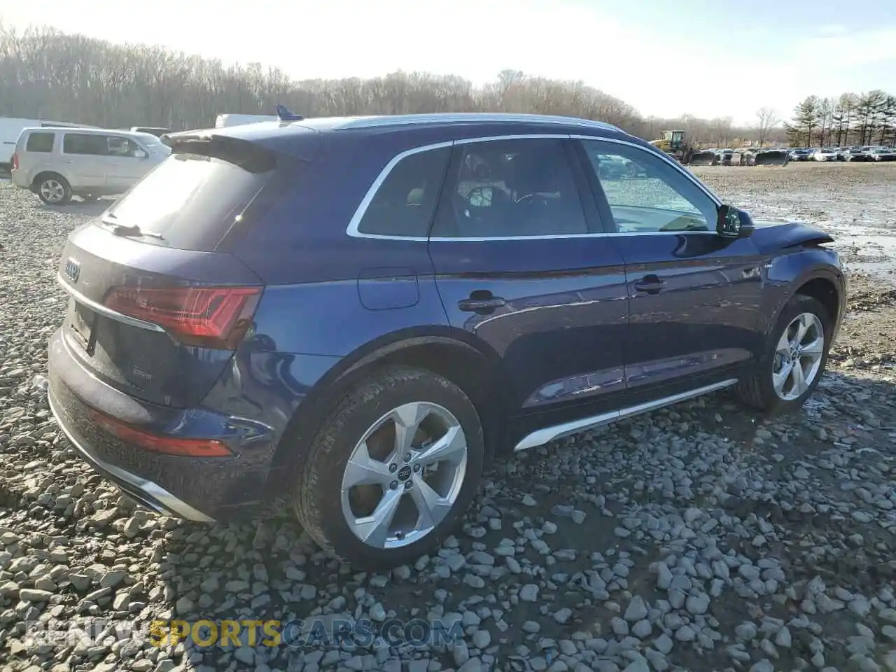 3 Photograph of a damaged car WA1EAAFY2R2028285 AUDI Q5 2024