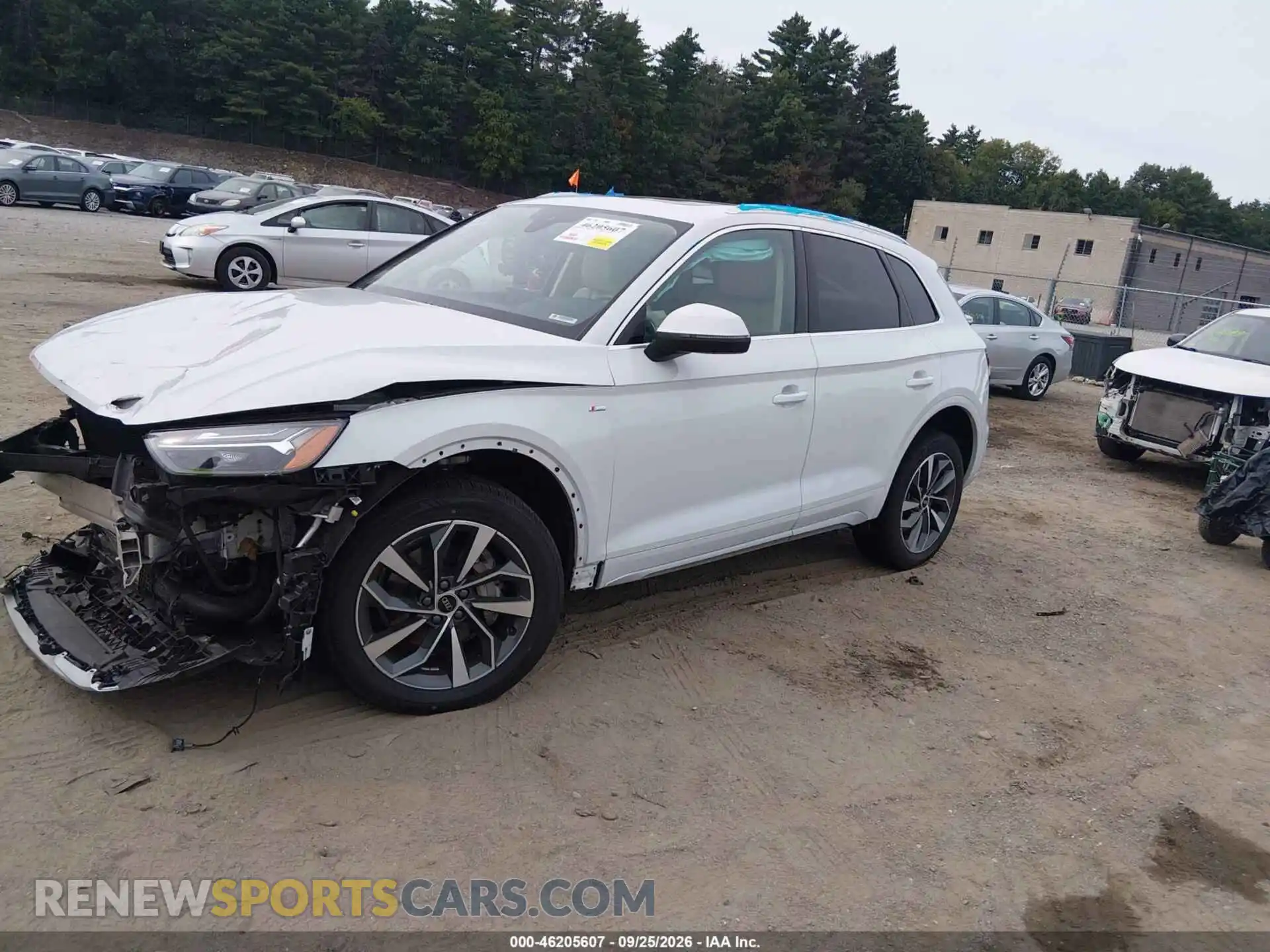 2 Photograph of a damaged car WA1EAAFY2R2033552 AUDI Q5 2024