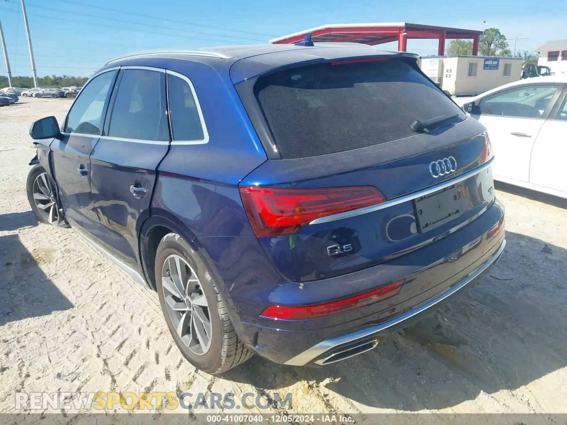 3 Photograph of a damaged car WA1EAAFY2R2129181 AUDI Q5 2024