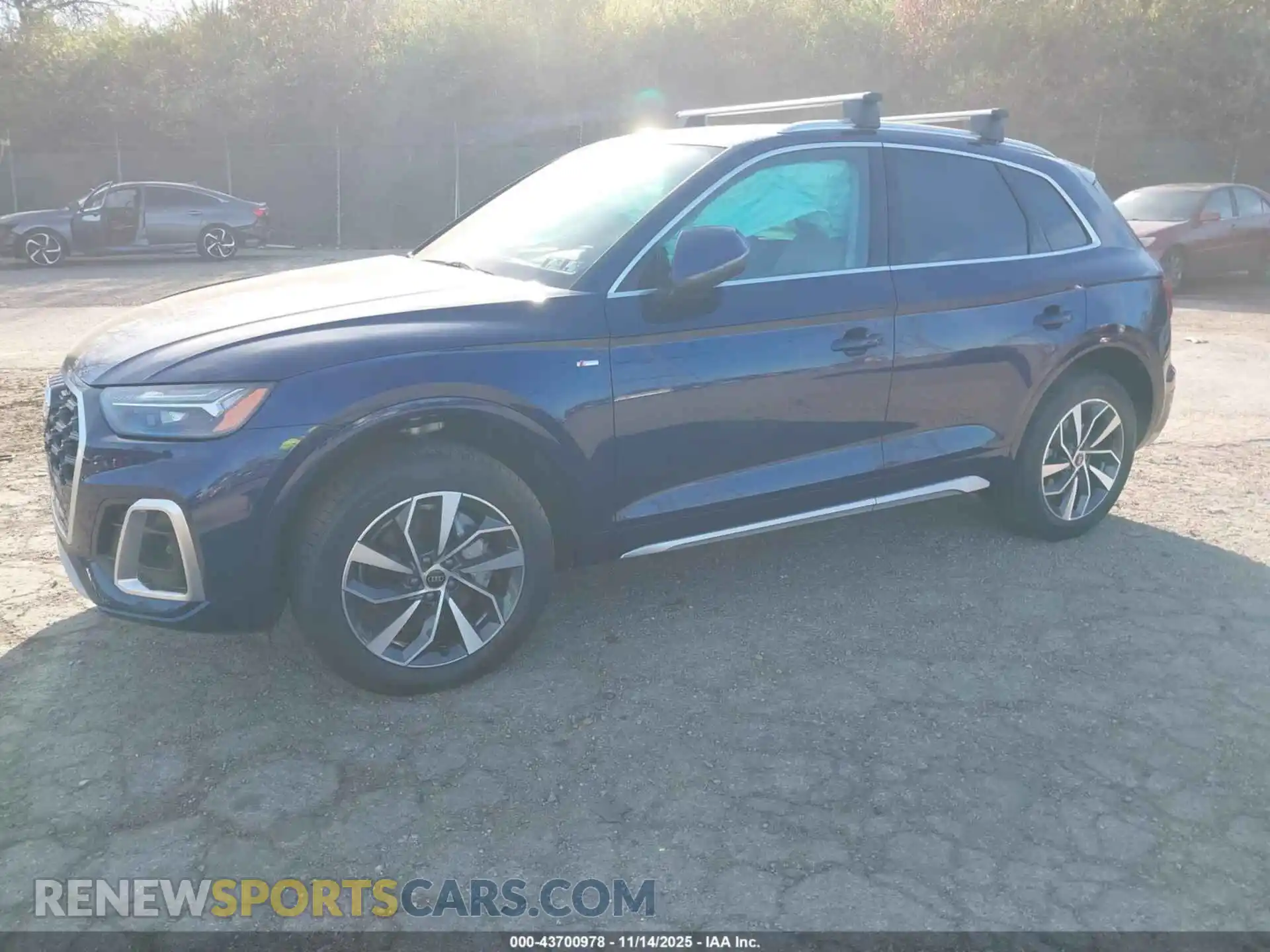 2 Photograph of a damaged car WA1EAAFY3R2004965 AUDI Q5 2024
