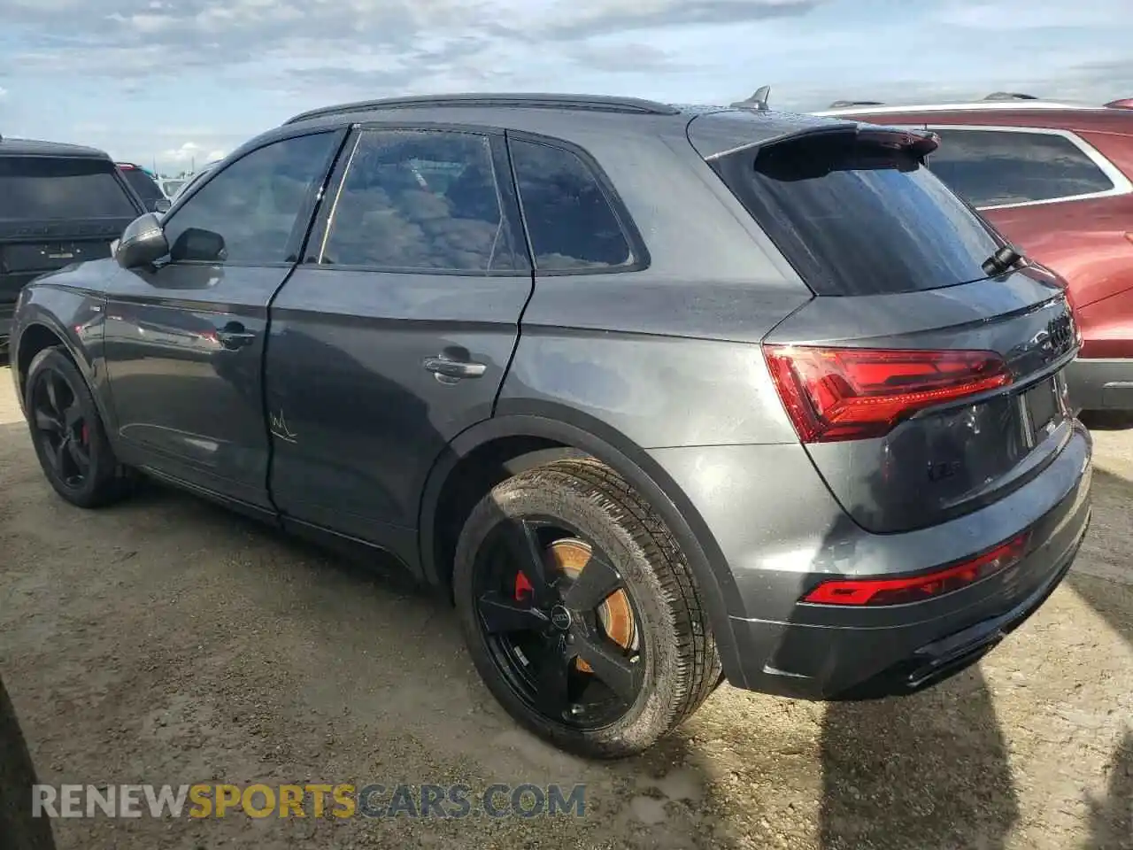 2 Photograph of a damaged car WA1EAAFY5R2042861 AUDI Q5 2024