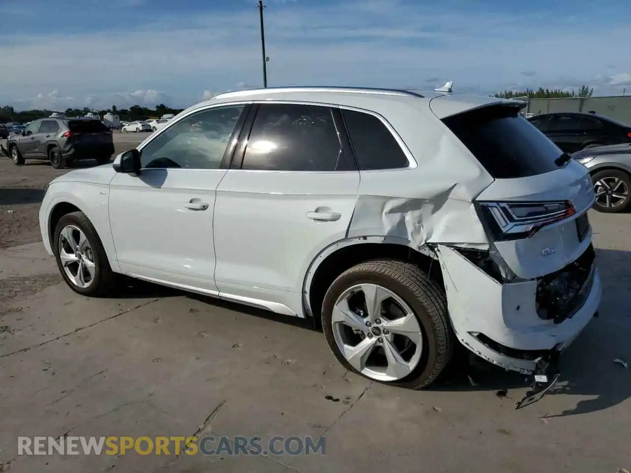 2 Photograph of a damaged car WA1EAAFY5R2093700 AUDI Q5 2024