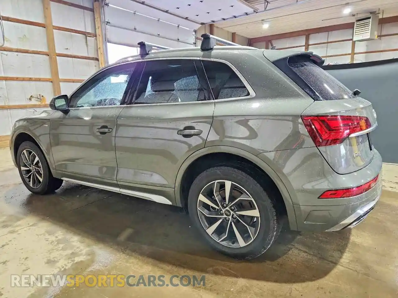 2 fotografías del automóvil dañado WA1EAAFY6R2066263 AUDI Q5 2024