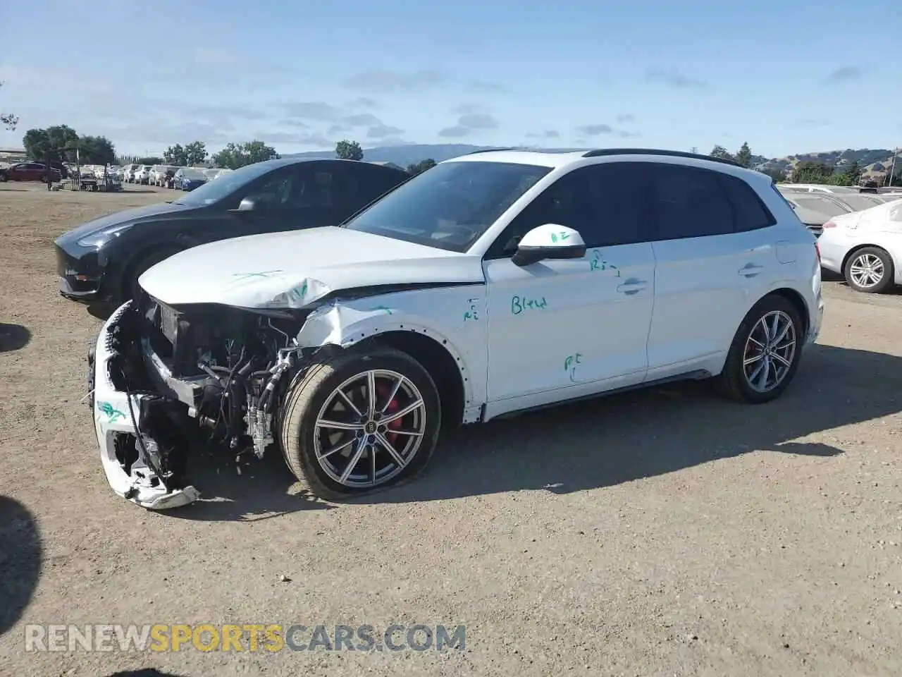 1 Photograph of a damaged car WA1F2AFY6R2096042 AUDI Q5 2024