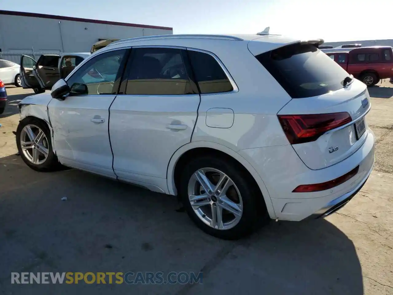 2 Photograph of a damaged car WA1G2AFY0R2101708 AUDI Q5 2024