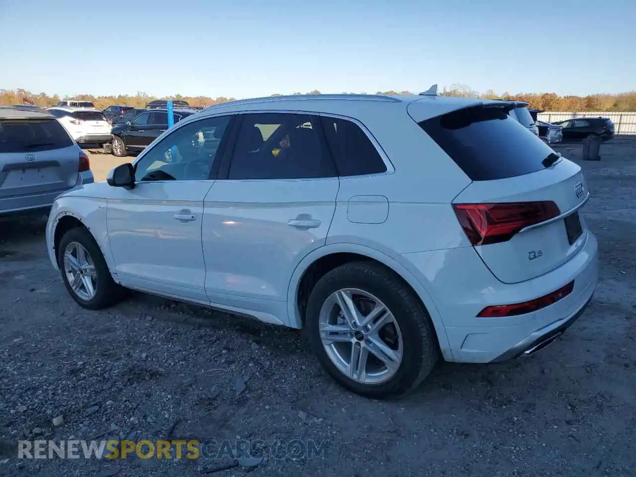 2 Photograph of a damaged car WA1G2AFY0R2119464 AUDI Q5 2024