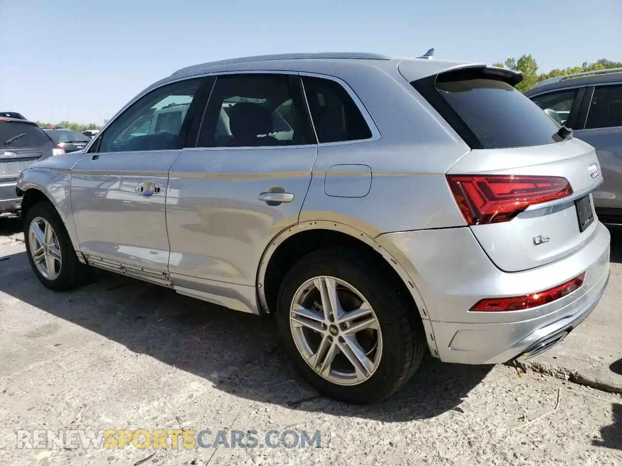 2 Photograph of a damaged car WA1G2AFY5R2084291 AUDI Q5 2024