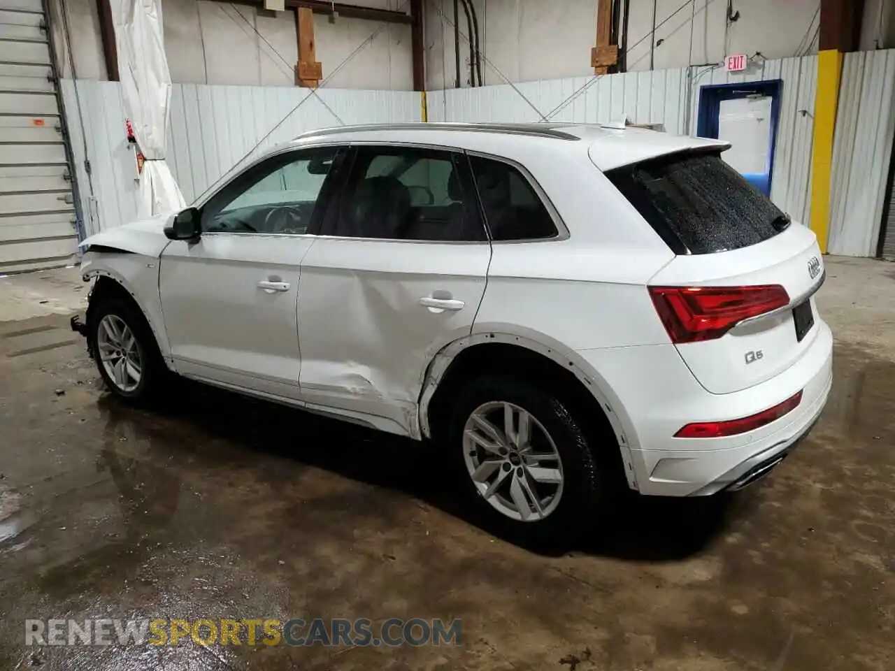 2 Photograph of a damaged car WA1GAAFY1R2035544 AUDI Q5 2024