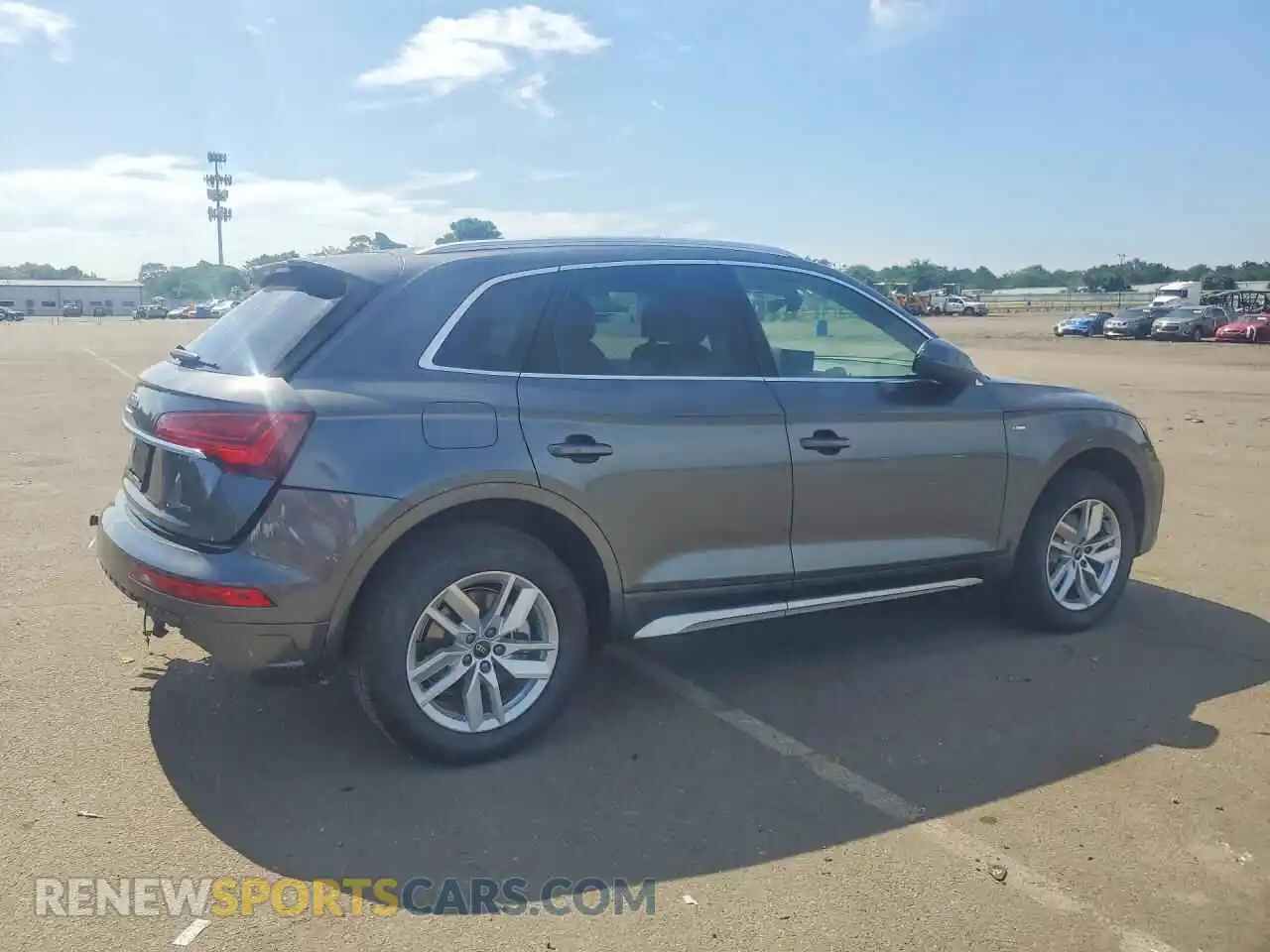 3 Photograph of a damaged car WA1GAAFY2R2079374 AUDI Q5 2024