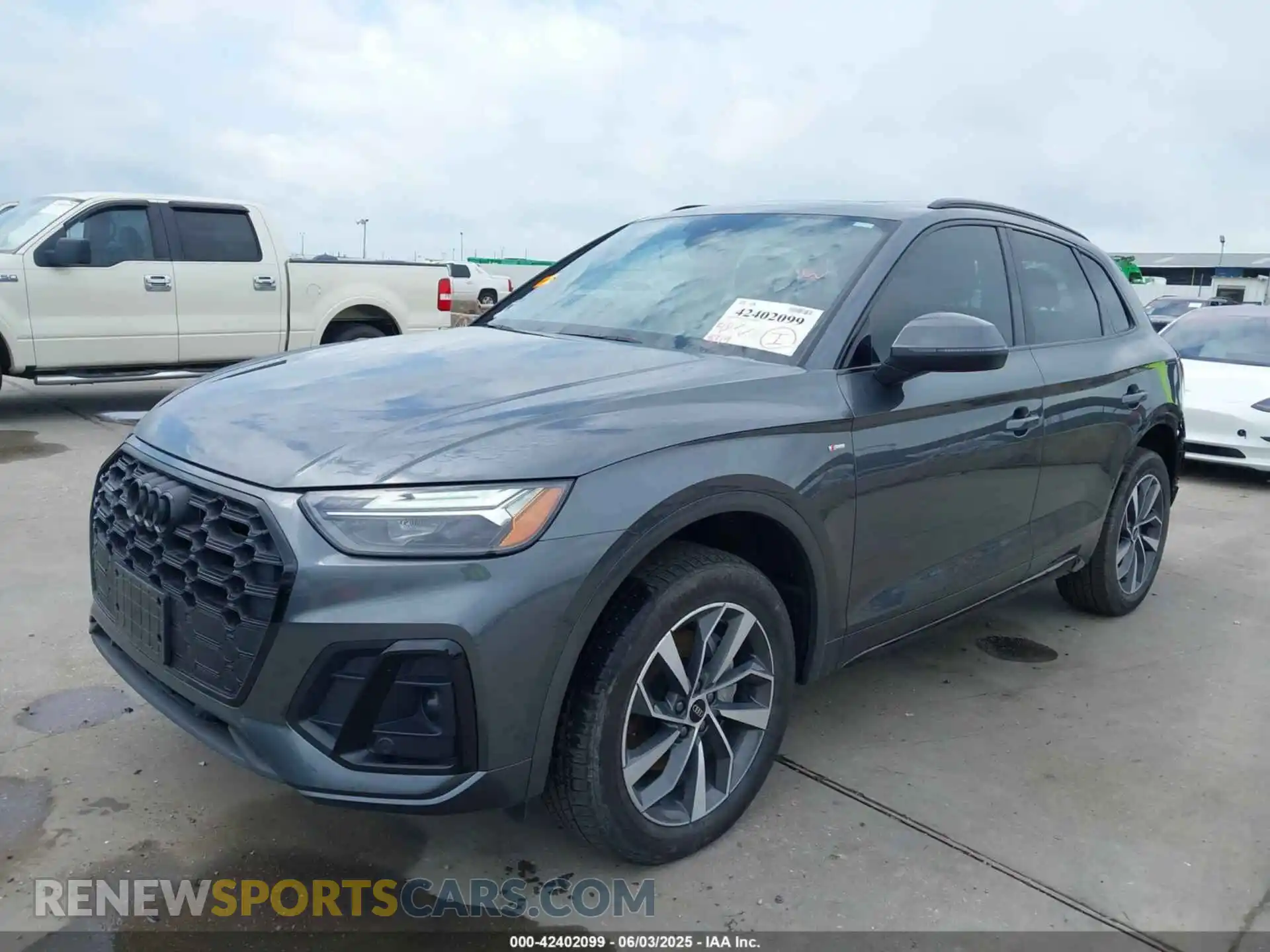 2 Photograph of a damaged car WA1GAAFY2R2115533 AUDI Q5 2024