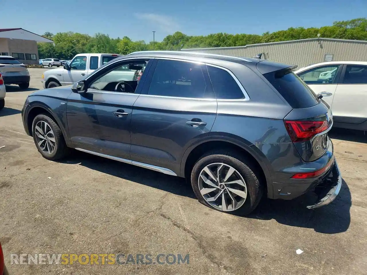 2 Photograph of a damaged car WA1GAAFY3R2153093 AUDI Q5 2024