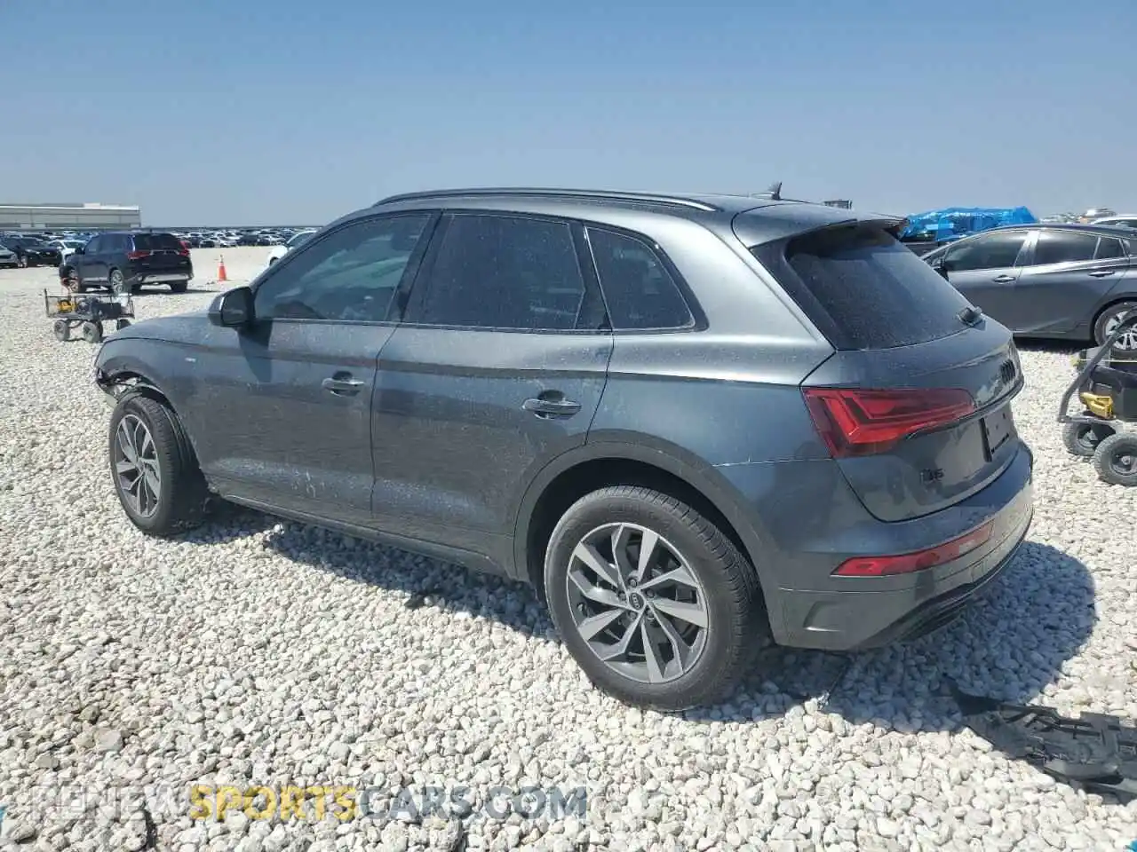 2 Photograph of a damaged car WA1GAAFY4R2101908 AUDI Q5 2024