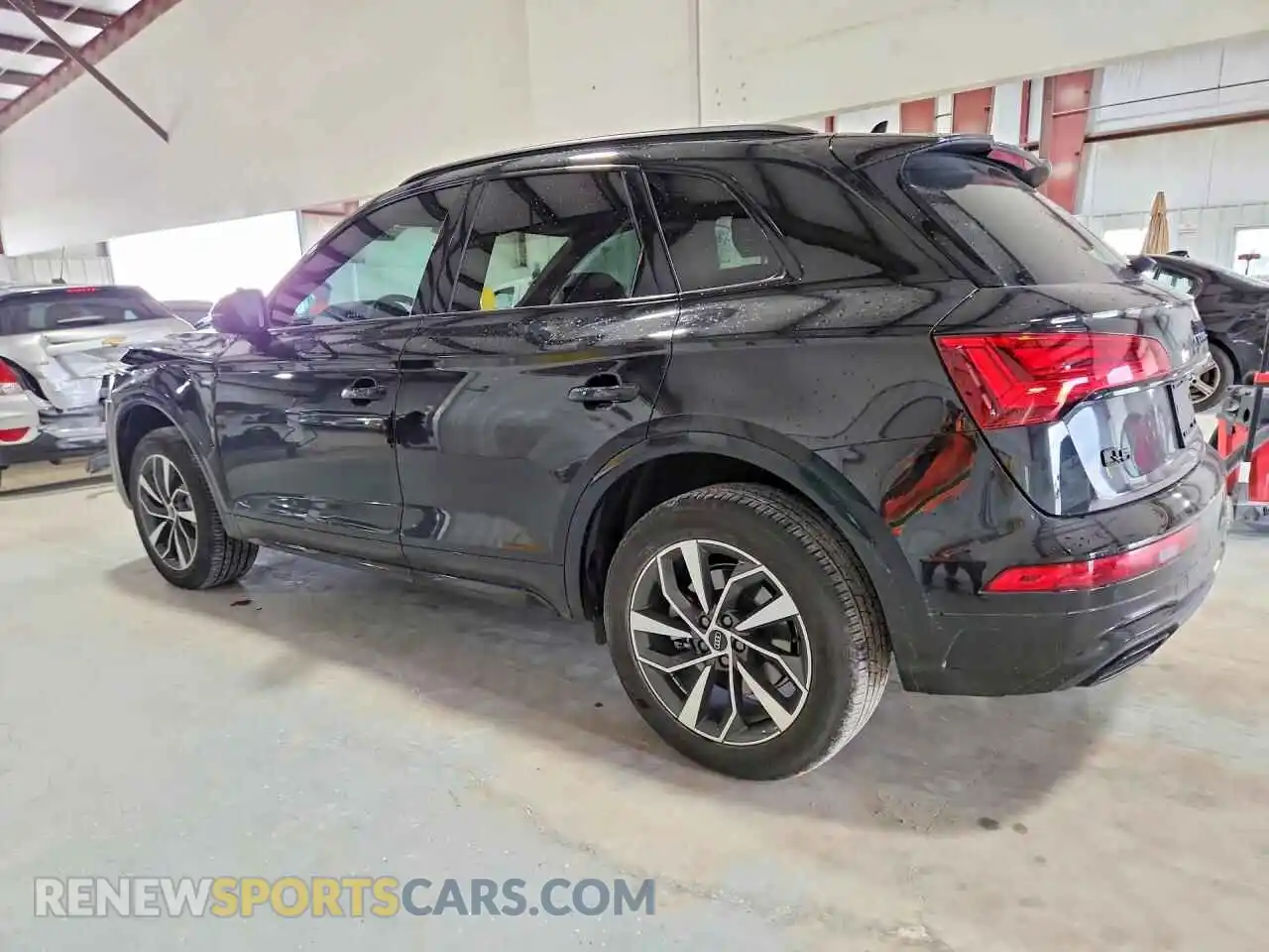 2 Photograph of a damaged car WA1GAAFY8R2114757 AUDI Q5 2024