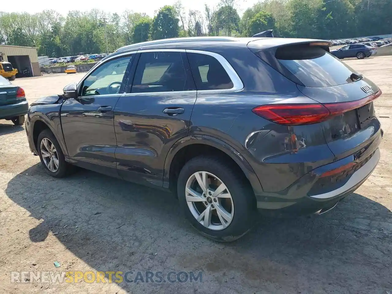 2 fotografías del automóvil dañado WA11AAGU9S2092291 AUDI Q5 2025