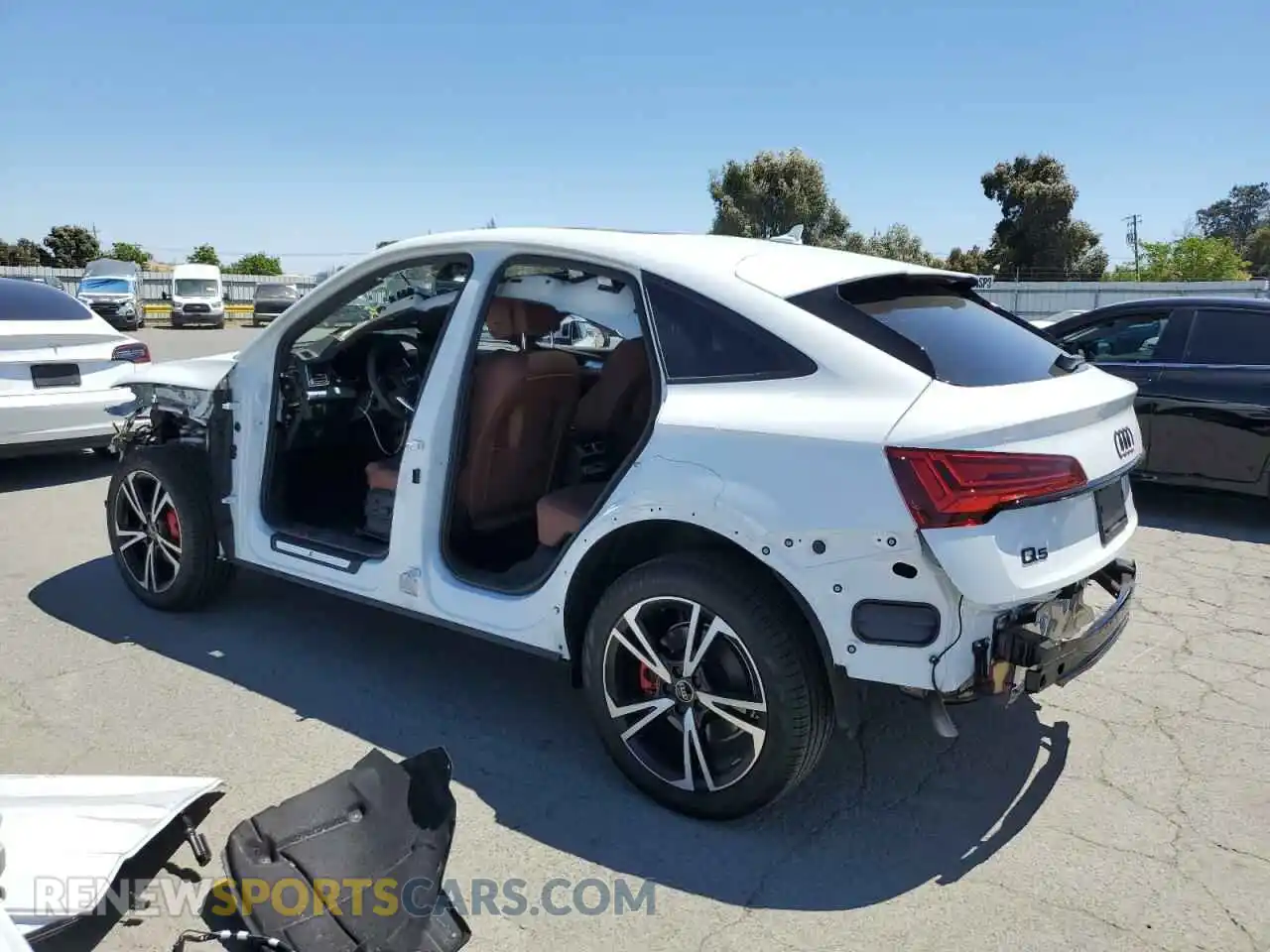 2 Photograph of a damaged car WA15AAFY3S2061236 AUDI Q5 2025