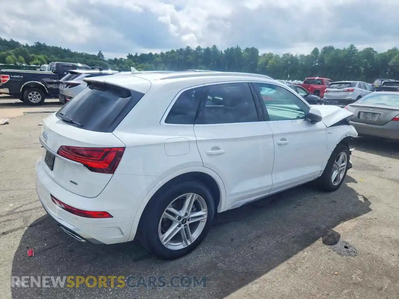 3 Photograph of a damaged car WA1E2AFY0S2035772 AUDI Q5 2025
