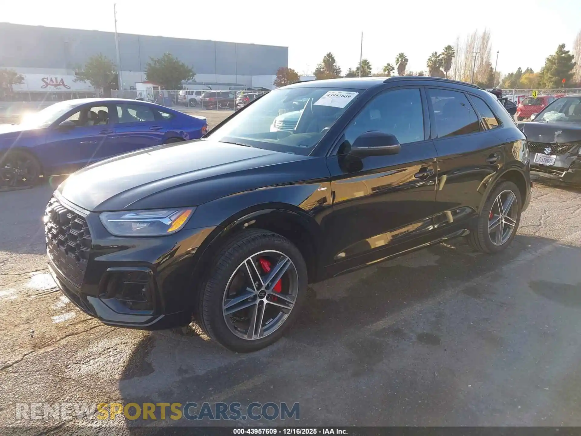 2 fotografías del automóvil dañado WA1E2AFY8S2060774 AUDI Q5 2025