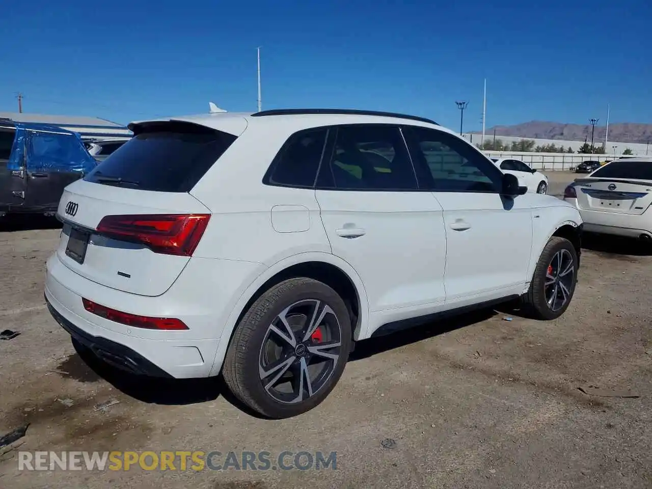 3 Photograph of a damaged car WA1EAAFY0S2010390 AUDI Q5 2025