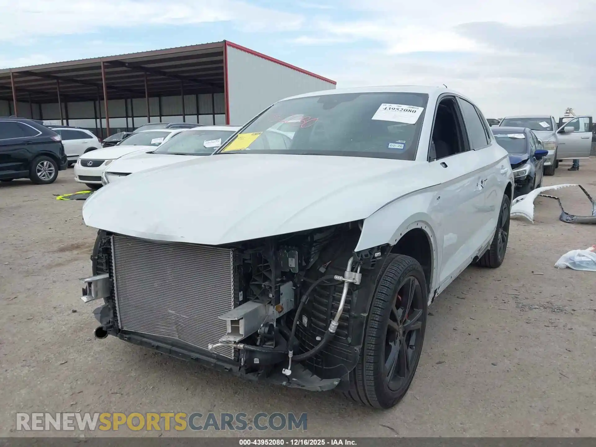 2 fotografías del automóvil dañado WA1EAAFY8S2026496 AUDI Q5 2025