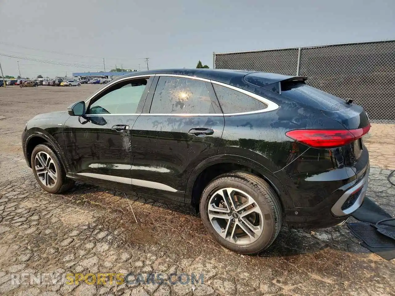 2 Photograph of a damaged car WA1EAAGU5S2038228 AUDI Q5 2025