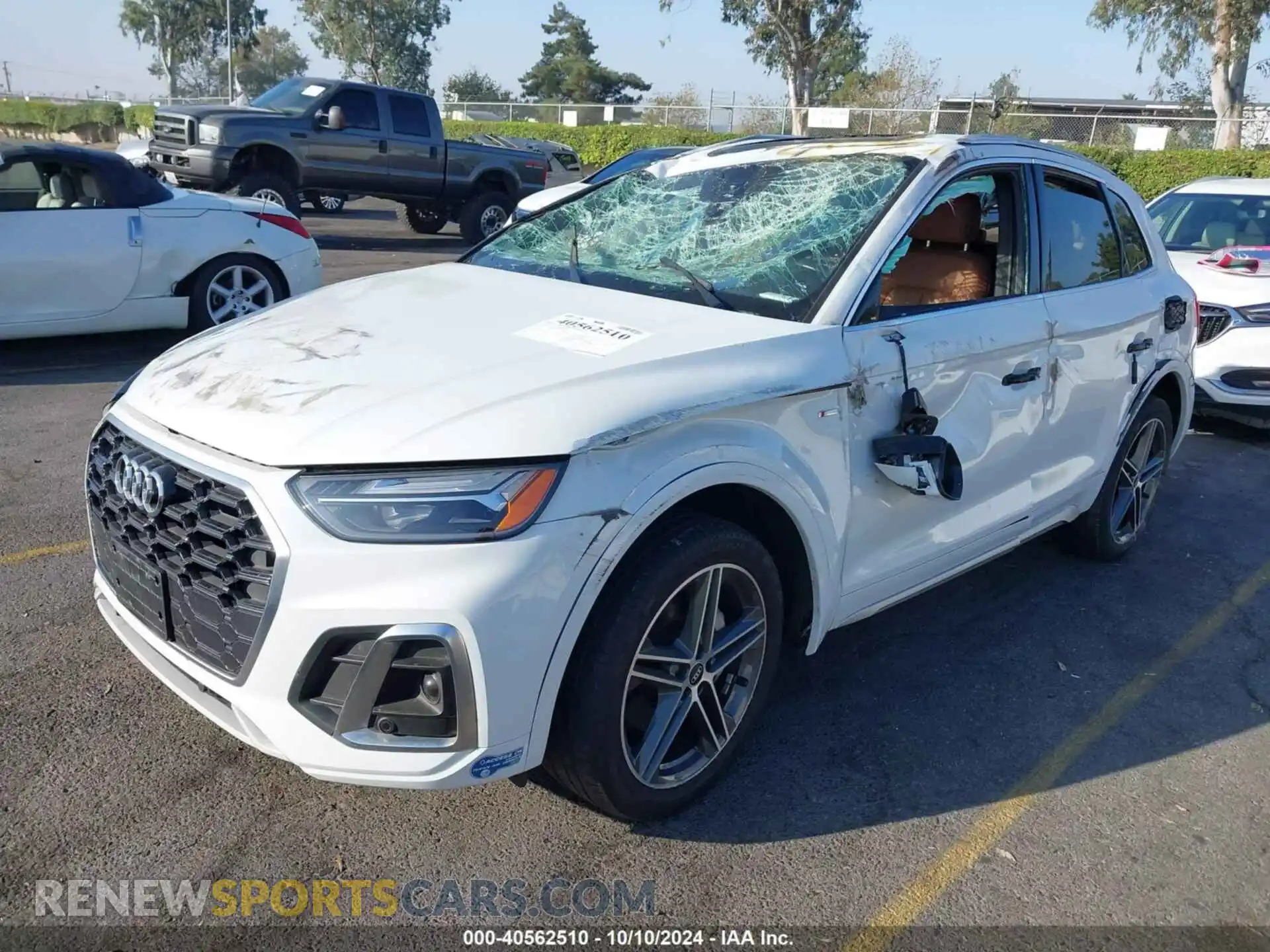 2 fotografías del automóvil dañado WA1G2AFY0M2040188 AUDI Q5 E 2021