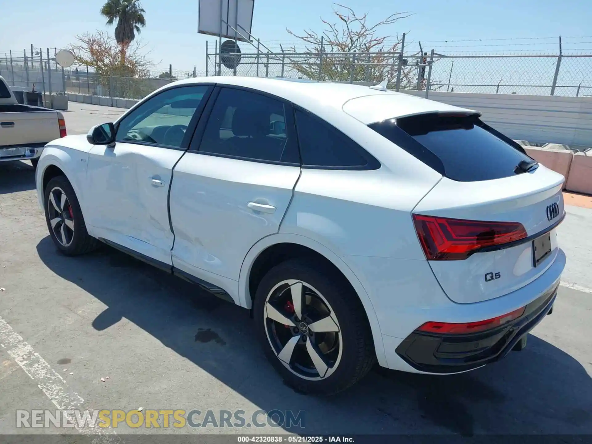 3 fotografías del automóvil dañado WA15AAFY2R2048469 AUDI Q5 SPORTBACK 2024