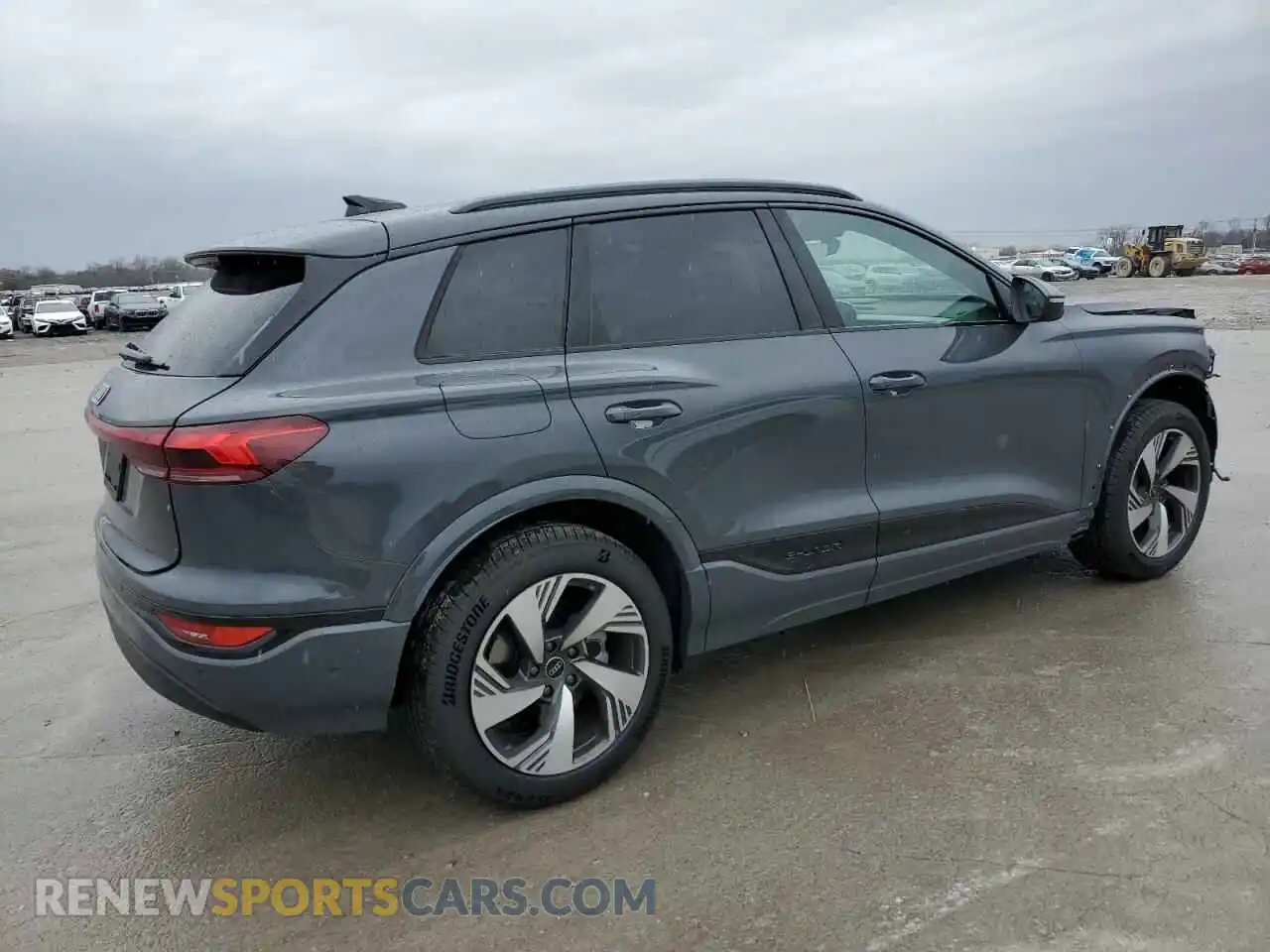 3 Фотография поврежденного автомобиля WA124BGF6SA005195 AUDI Q6 E-TRON 2025