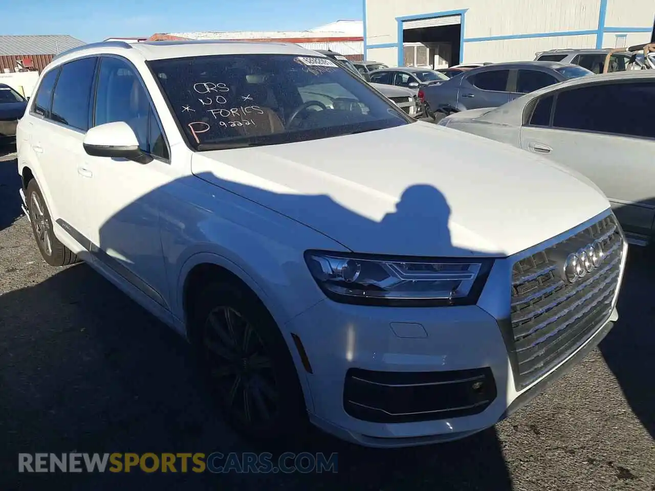 1 Photograph of a damaged car WA1AAAF76KD007262 AUDI Q7 2019