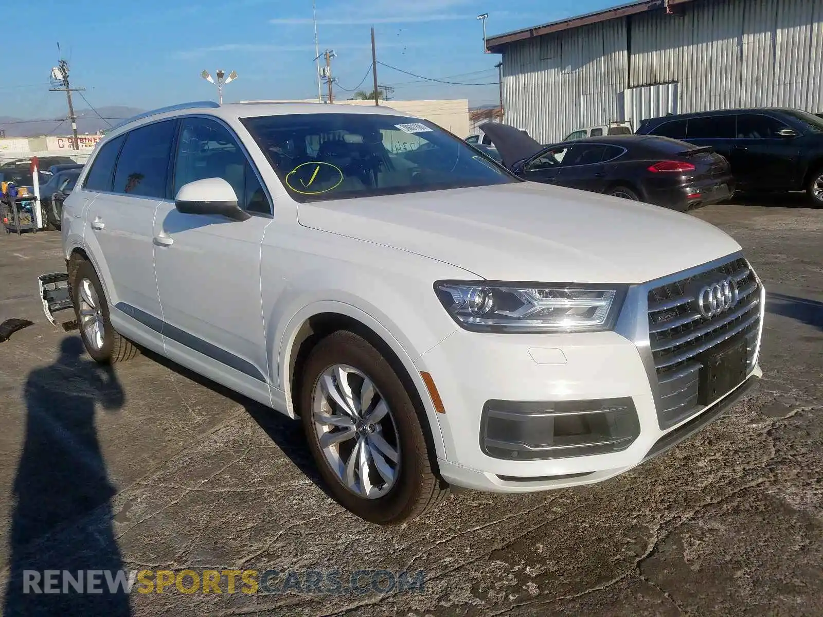 1 Photograph of a damaged car WA1AAAF76KD010727 AUDI Q7 2019