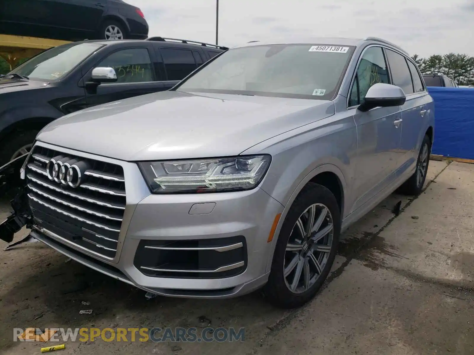 2 Photograph of a damaged car WA1AAAF76KD047292 AUDI Q7 2019