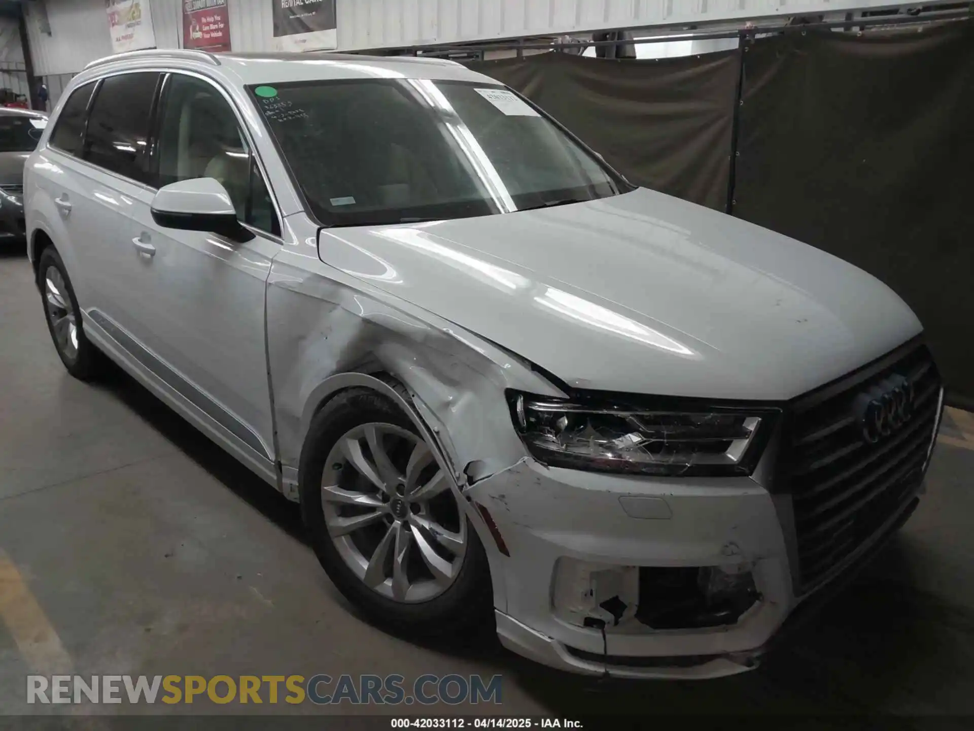 1 Photograph of a damaged car WA1AAAF79KD011001 AUDI Q7 2019