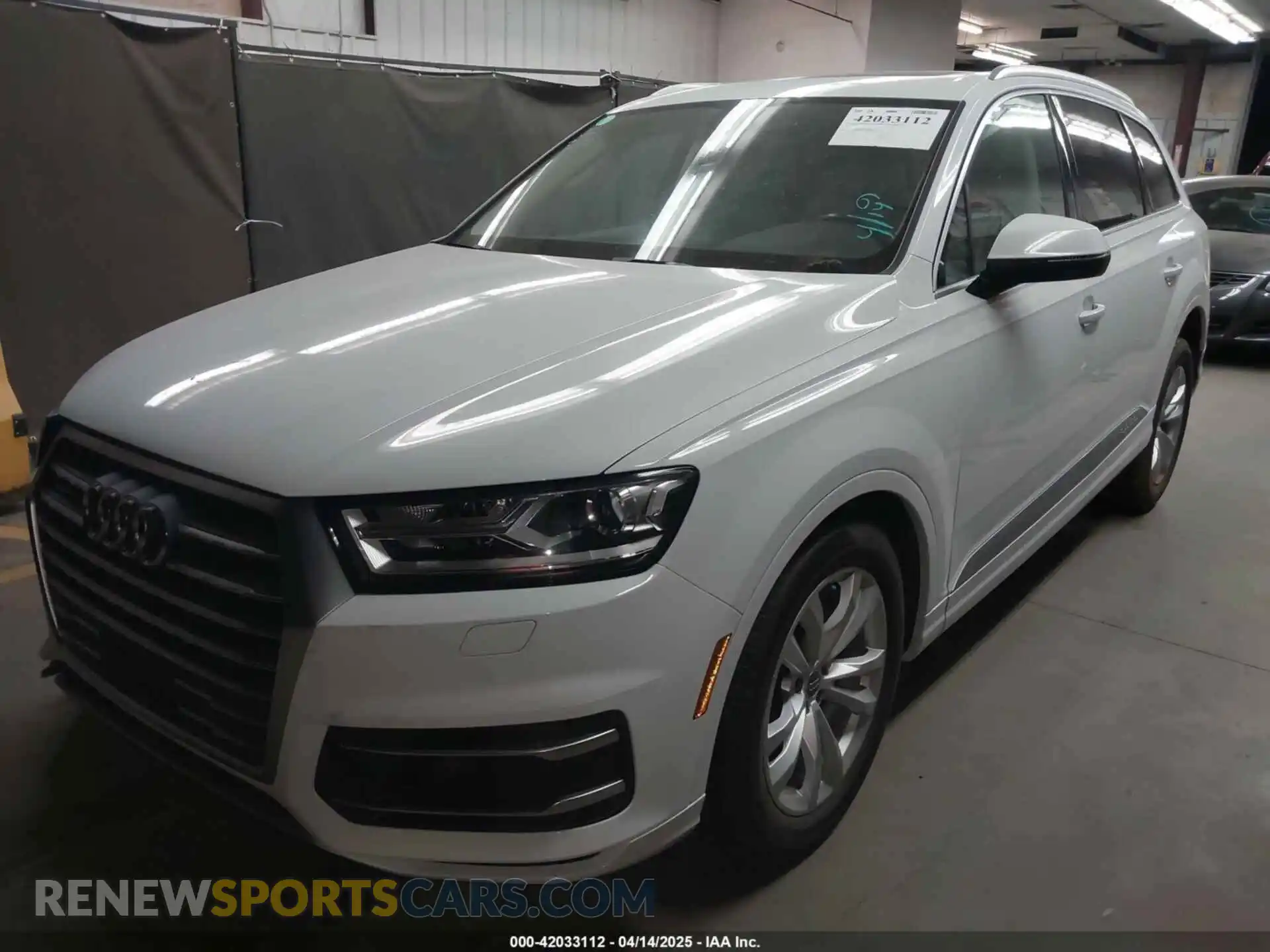 2 Photograph of a damaged car WA1AAAF79KD011001 AUDI Q7 2019