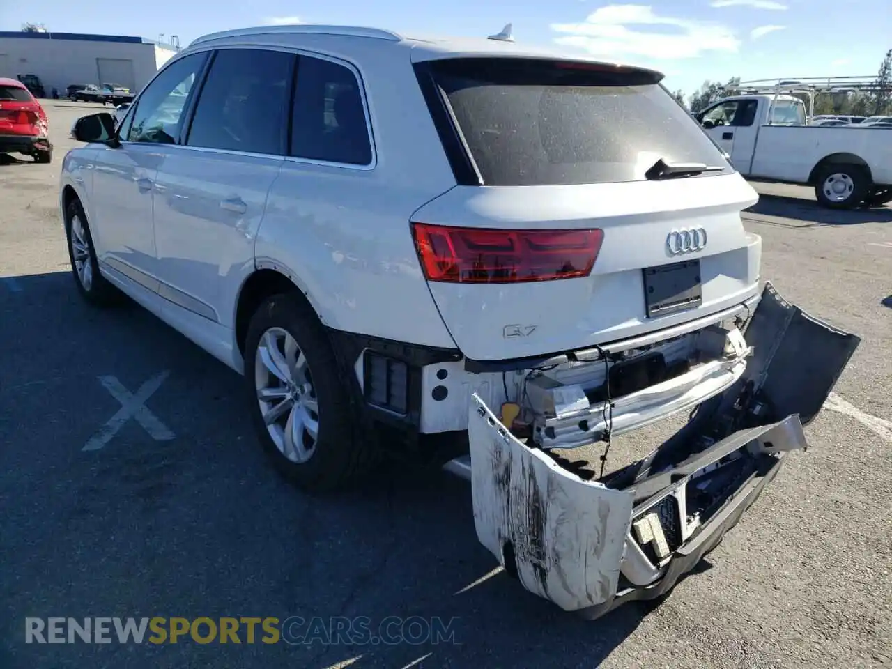 3 Фотография поврежденного автомобиля WA1AHAF76KD047627 AUDI Q7 2019