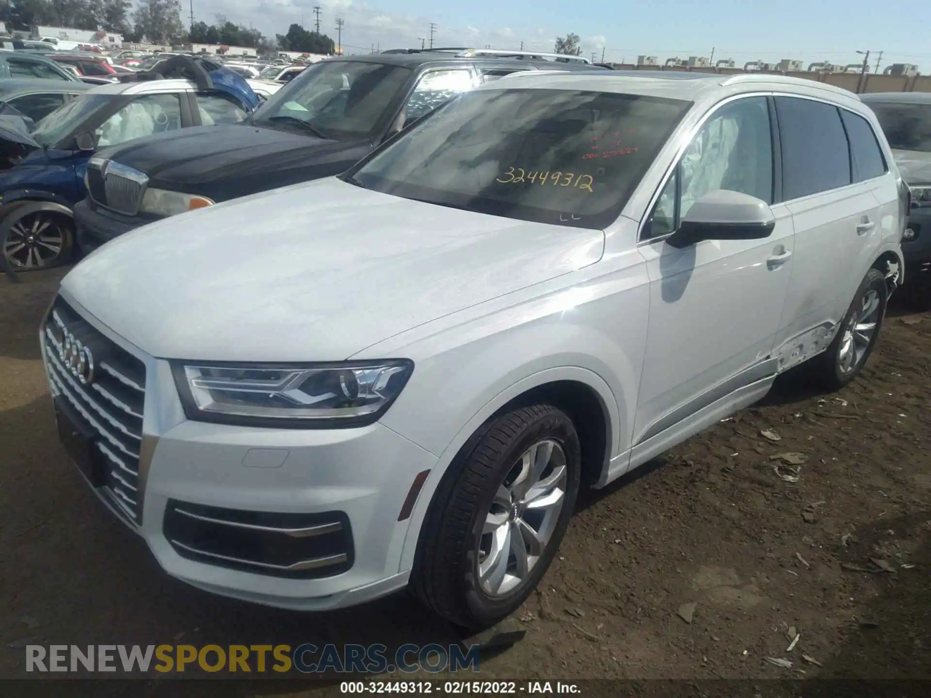 2 Photograph of a damaged car WA1AHAF7XKD037361 AUDI Q7 2019