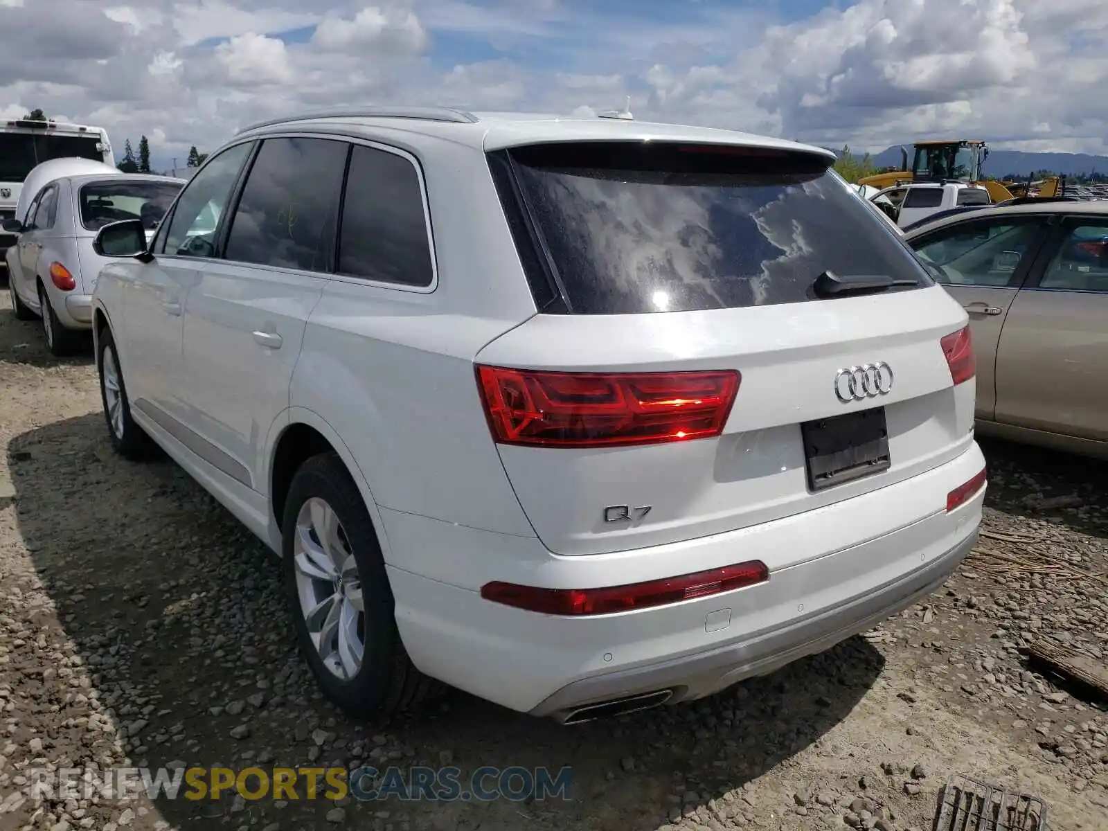 3 Photograph of a damaged car WA1LAAF70KD043943 AUDI Q7 2019