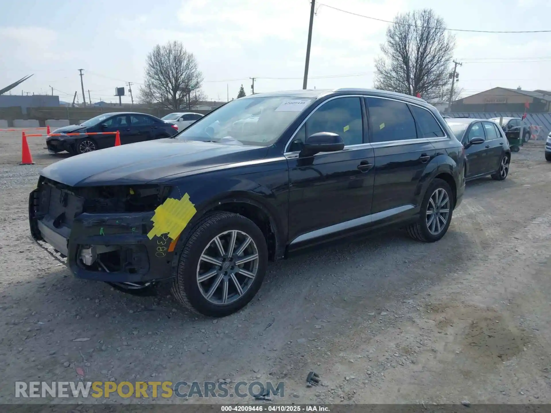 2 Photograph of a damaged car WA1LAAF71KD000972 AUDI Q7 2019