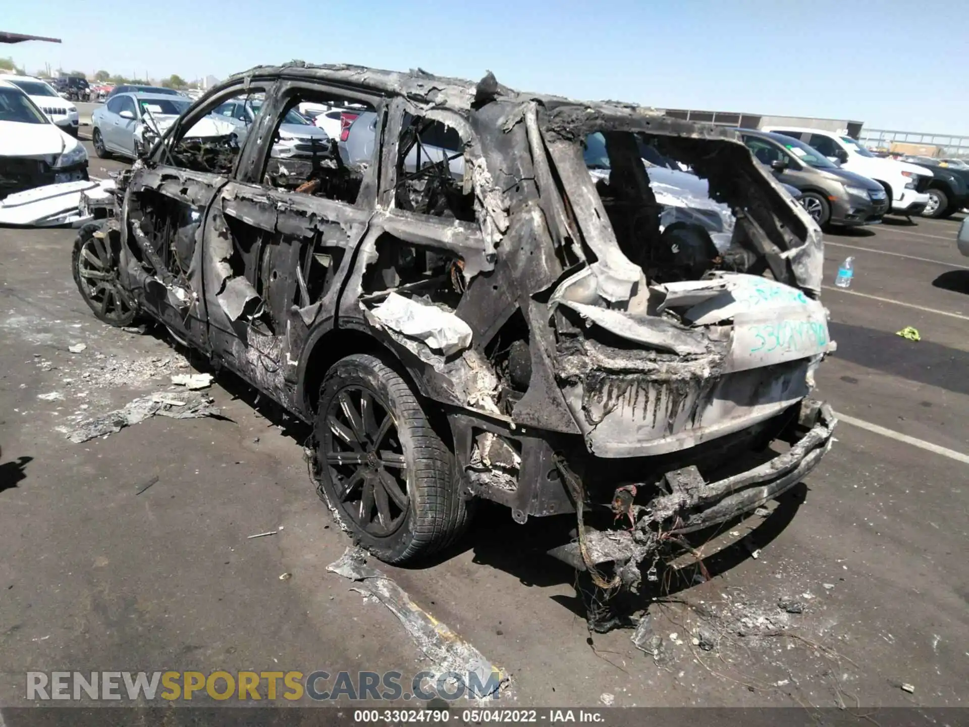 3 Photograph of a damaged car WA1LAAF71KD011048 AUDI Q7 2019