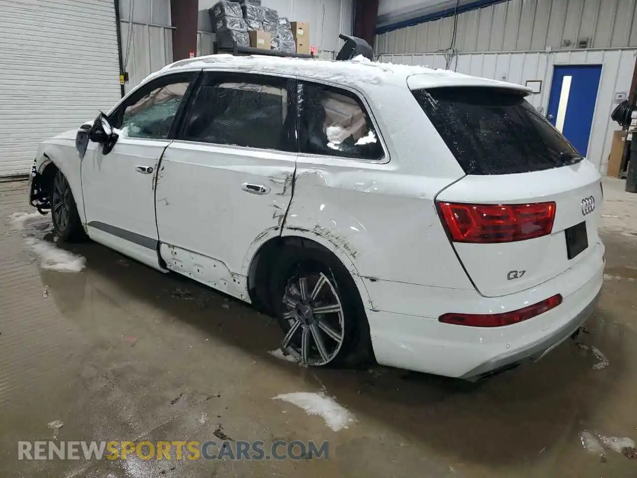 2 Photograph of a damaged car WA1LAAF71KD018145 AUDI Q7 2019