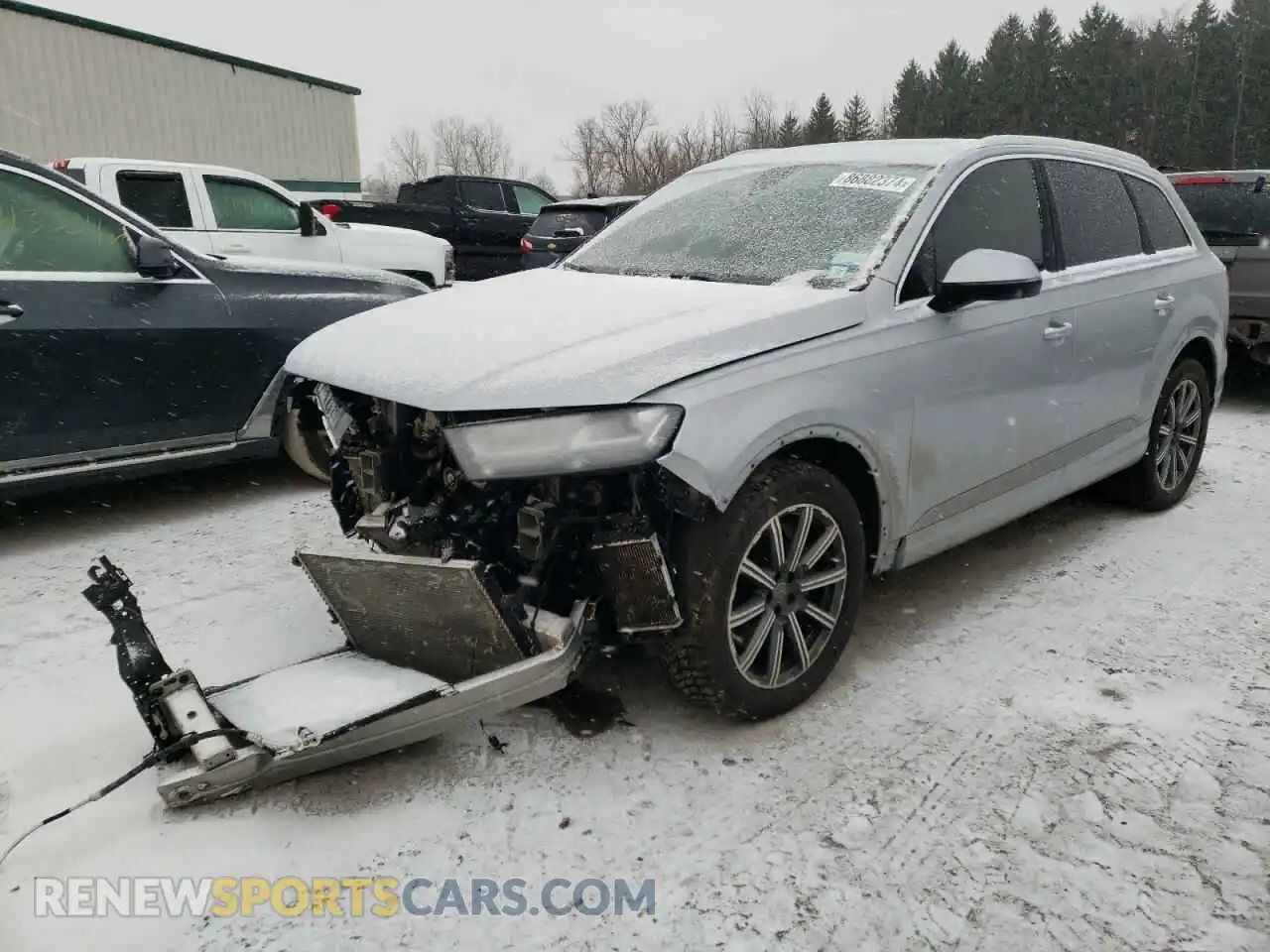 1 Photograph of a damaged car WA1LAAF71KD041490 AUDI Q7 2019