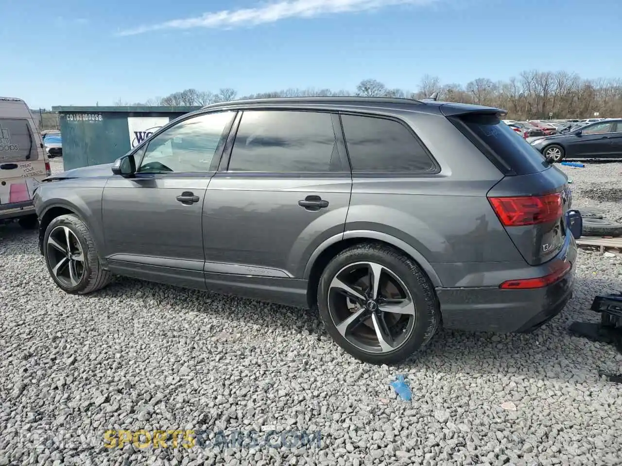 2 fotografías del automóvil dañado WA1LAAF71KD048567 AUDI Q7 2019